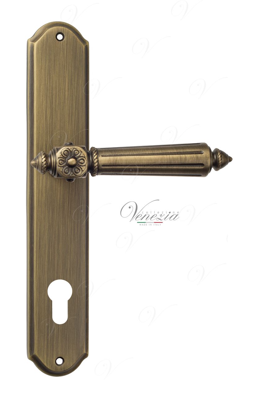 Door Handle Venezia  CASTELLO  CYL On Backplate PL02 Mat Bronze