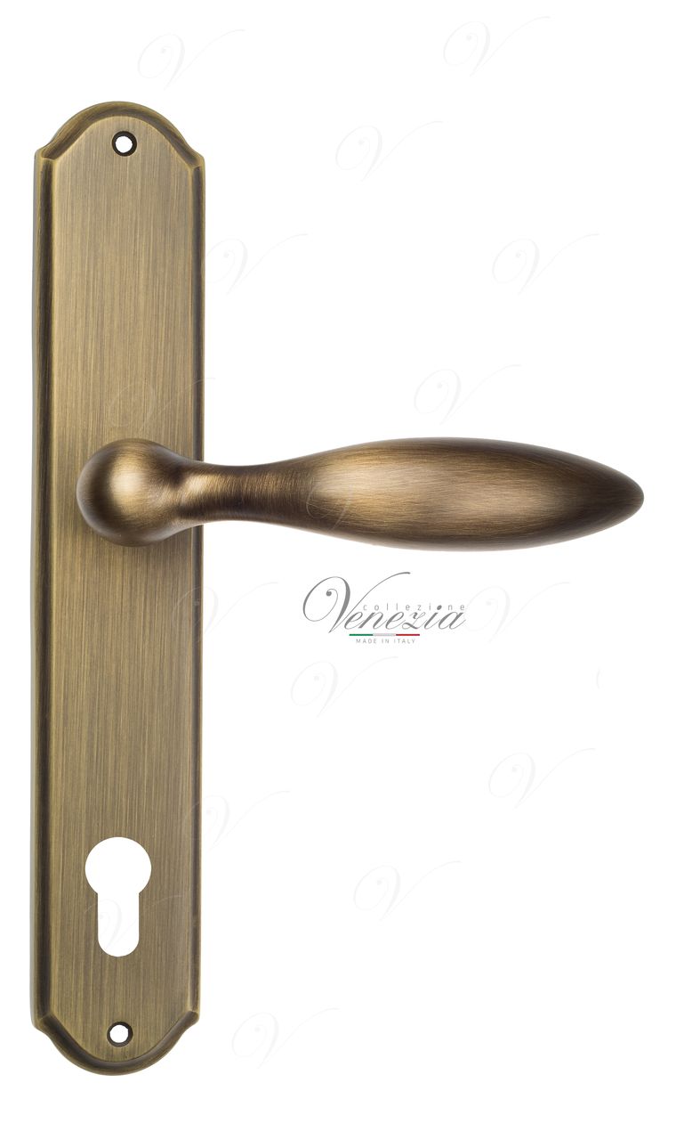 Door Handle Venezia  MAGGIORE  CYL On Backplate PL02 Mat Bronze