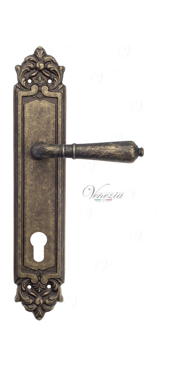 Door Handle Venezia  VIGNOLE  CYL On Backplate PL96 Antique Bronze