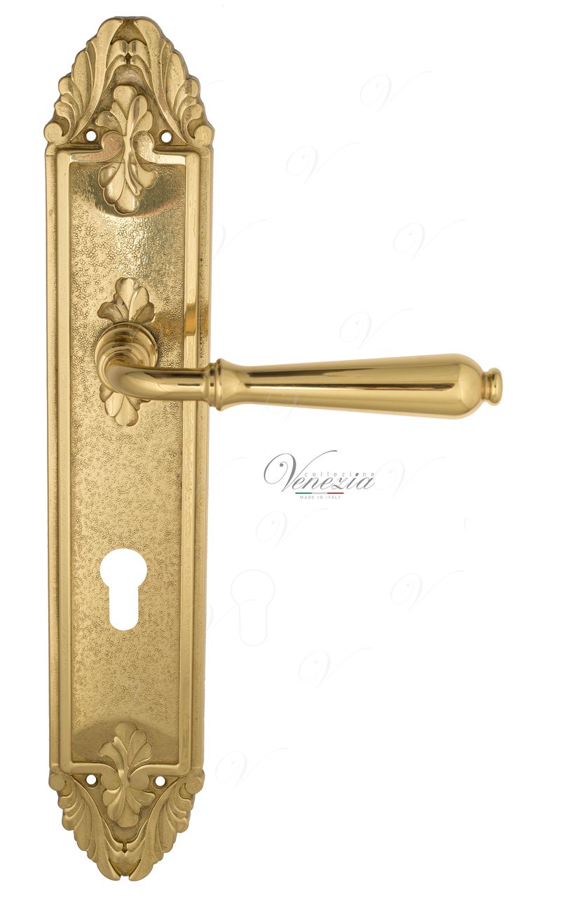 Door Handle Venezia  CLASSIC  CYL On Backplate PL90 Polished Brass