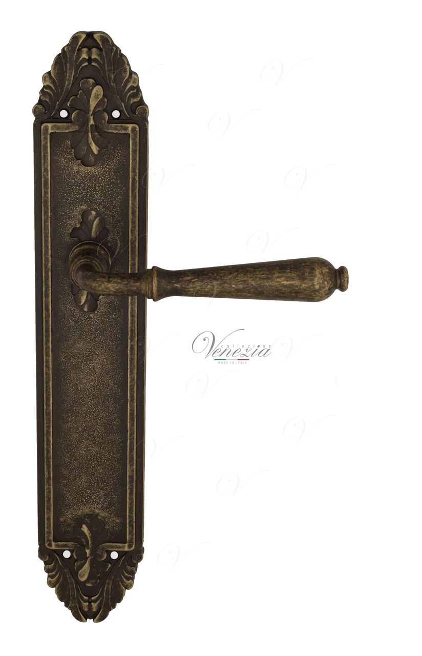 Door Handle Venezia  CLASSIC  On Backplate PL90 Antique Bronze
