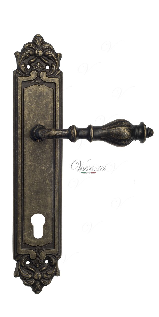 Door Handle Venezia  GIFESTION  CYL On Backplate PL96 Antique Bronze