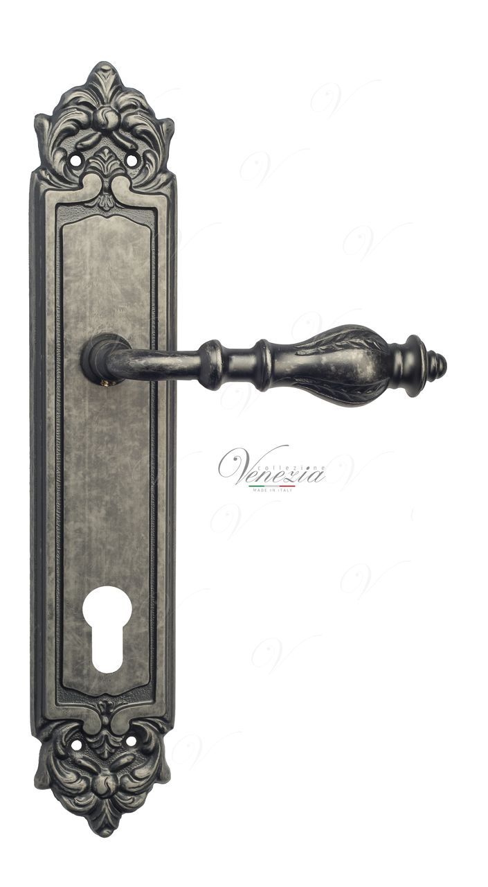Door Handle Venezia  GIFESTION  CYL On Backplate PL96 Antique Silver