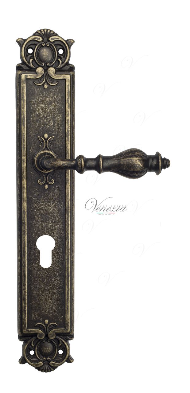 Door Handle Venezia  GIFESTION  CYL On Backplate PL97 Antique Bronze