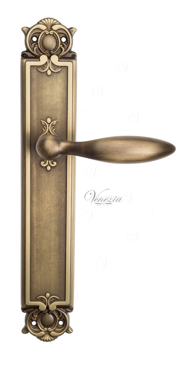 Door Handle Venezia  MAGGIORE  On Backplate PL97 Mat Bronze