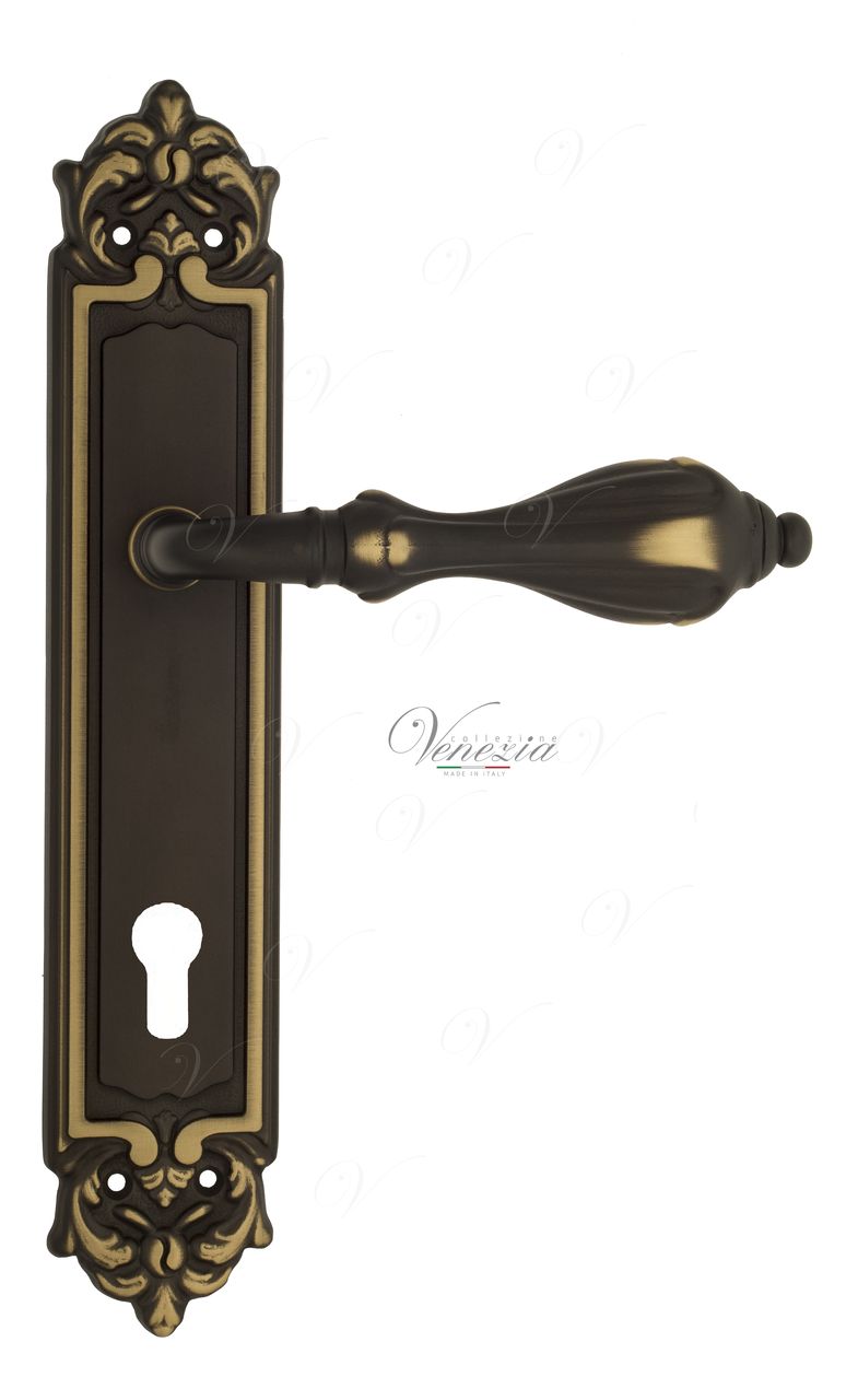 Door Handle Venezia  ANAFESTO  CYL On Backplate PL96 Dark Bronze